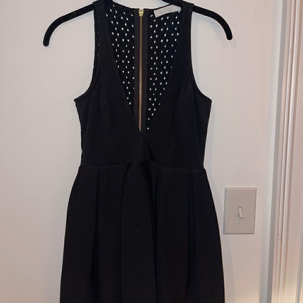 TALULAH Black Dress with holes in back! Size XS! Perfect condition!!
